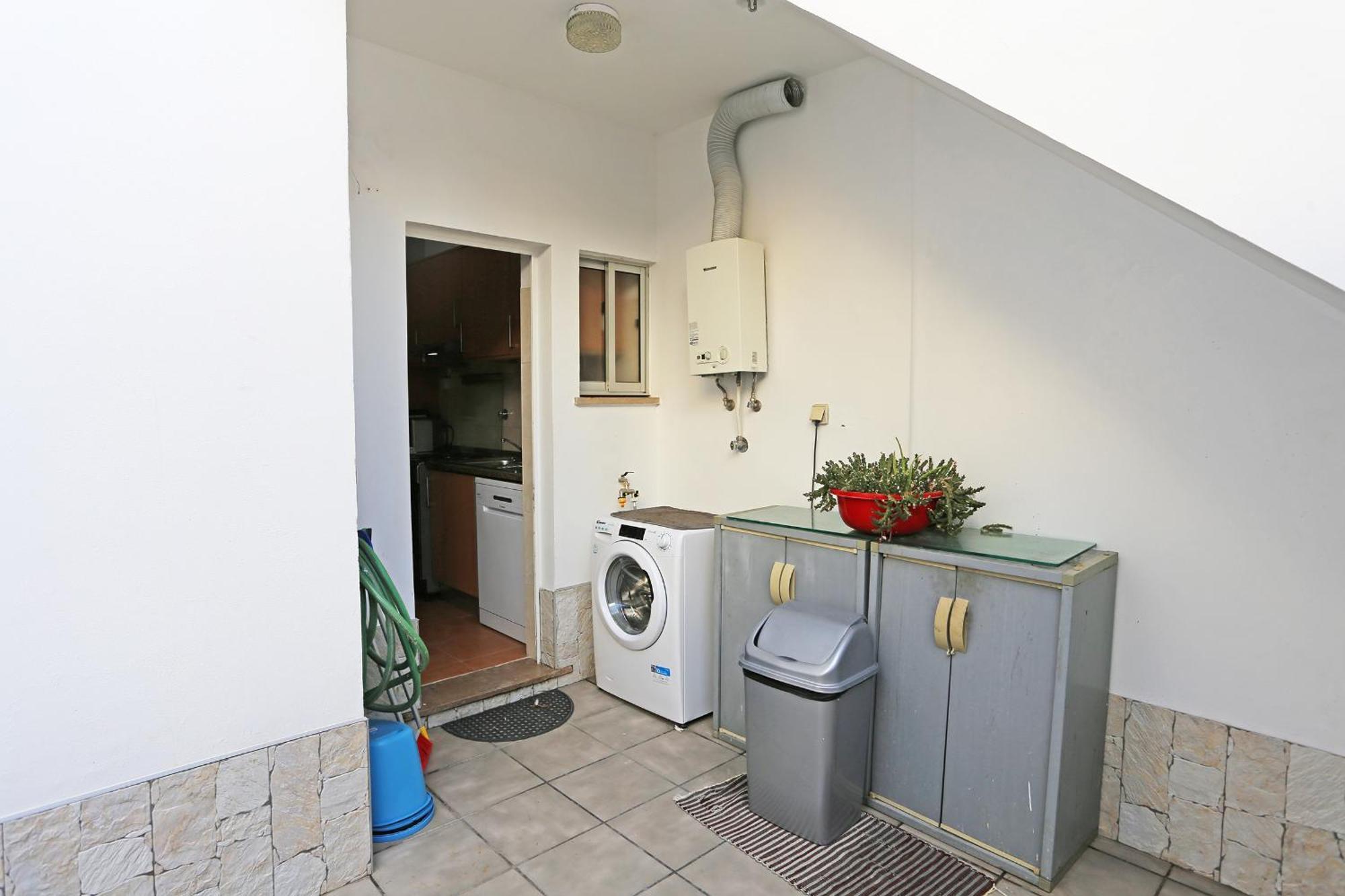 B99 - Muralhas In Apartament *